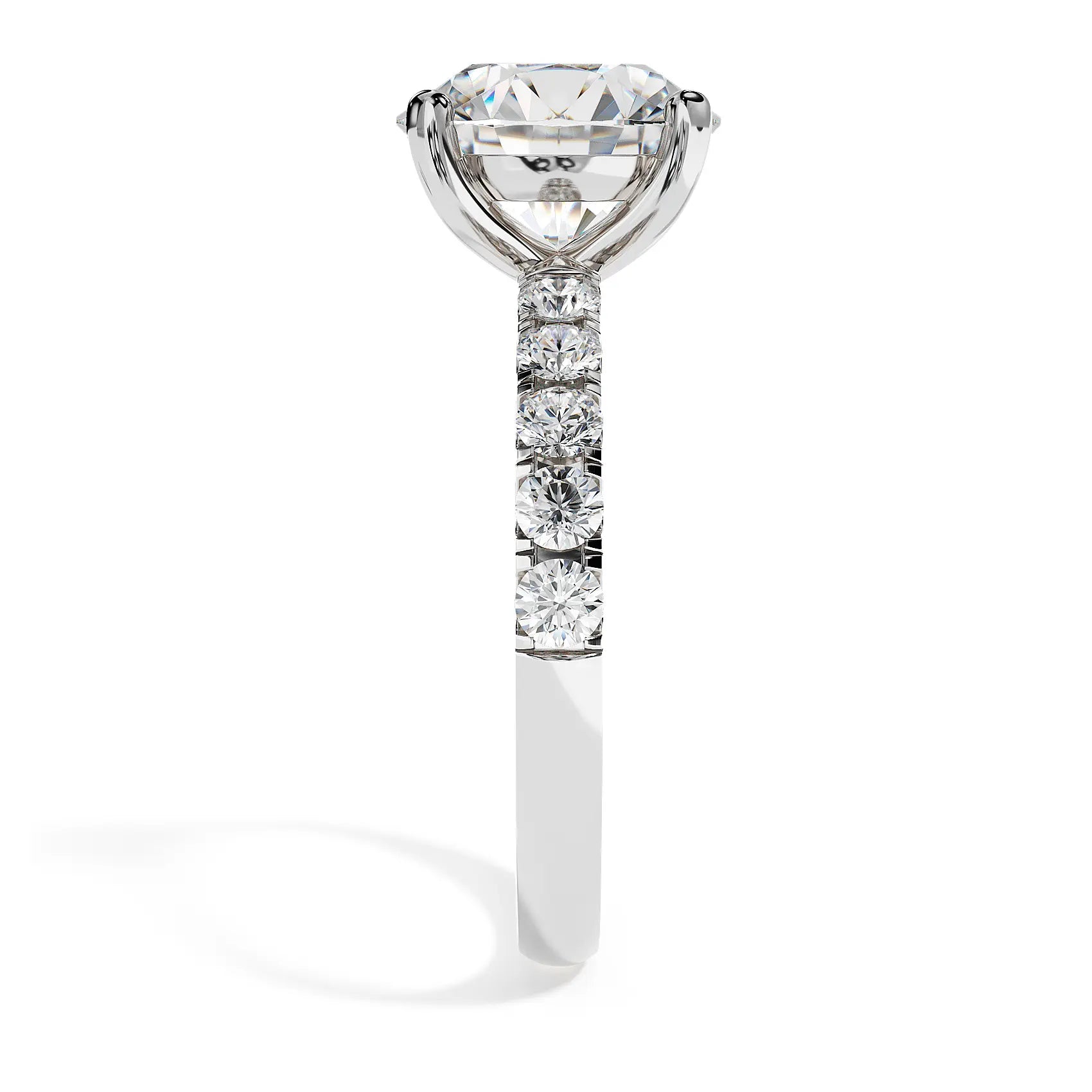 Cerchio Angelo Round Cut Moissanite Ring