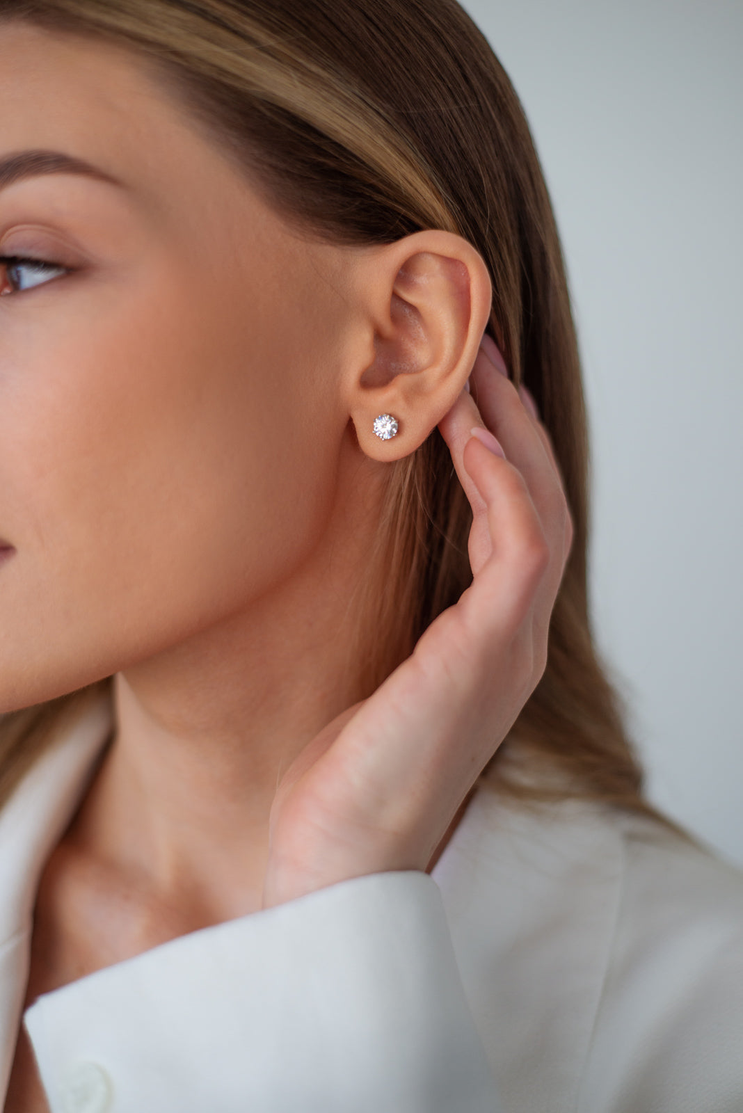 Eterna Stud Earrings